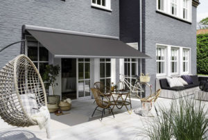 Installation store de terrasse Valence